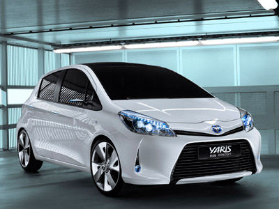 Έρχεται η υβριδική έκδοση του νέου Toyota Yaris